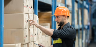 SE SOLICITA TRABAJADOR DE ALMACÉN PARA ETIQUETADO Y ORGANIZACIÓN DE PRODUCTOS