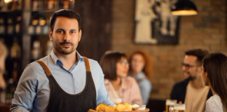 SE SOLICITA CAMARERO/A PARA ENTREGA DE PEDIDOS EN RESTAURANTE, NO SE REQUIERE EXPERIENCIA
