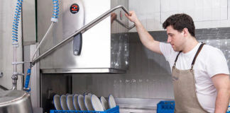 SE SOLICITA FRIEGAPLATOS PARA DESINFECCIÓN DE UTENSILIOS Y OTROS EQUIPOS DE COCINA