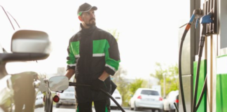 SE SOLICITA PISTERO DE TIEMPO COMPLETO PARA ESTACIÓN DE SERVICIO