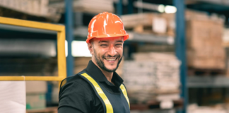 SE SOLICITA TRABAJADOR DE ALMACÉN DE TIEMPO COMPLETO (HORARIOS ROTATIVOS)