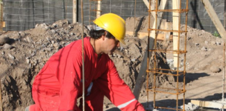 SE REQUIERE ALBAÑIL PARA MEZCLA Y PREPARACIÓN DE MATERIALES EN PROYECTOS GENERALES