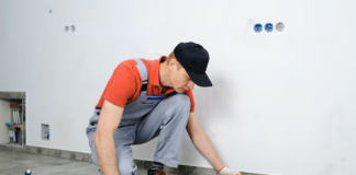 SE REQUIERE INSTALADOR DE PISOS DE ALFOMBRA, VINIL, LAMINADOS Y LOSETAS
