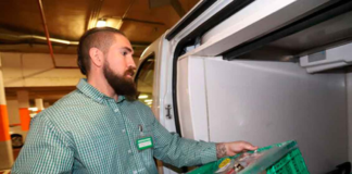 SE SOLICITA CHÓFER DE REPARTO PARA CARGA Y DESCARGA DE MERCADERÍA EN RESTAURANTES