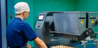 SE REQUIERE AYUDANTE DE PRODUCCIÓN PARA CONTROL DE CALIDAD DE GALLETAS Y HELADOS