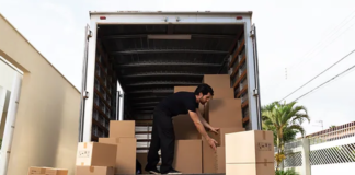 SE SOLICITA CONDUCTOR PARA DESCARGA Y ENTREGA DE MERCADERÍA