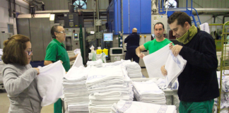 SE SOLICITA TRABAJADOR DE LAVANDERÍA PARA INSPECCIÓN Y ORGANIZACIÓN DE ROPA