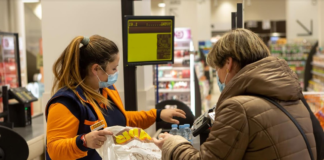 SE REQUIERE CAJERO PARA ATENCIÓN AL CLIENTE Y ESCANEO DE PRODUCTOS (HORARIOS ROTATIVOS)