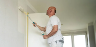 SE REQUIERE PINTOR DE EDIFICIOS PARA TRABAJAR DE LUNES A VIERNES (HOMBRE Y/O MUJER)