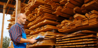 SE SOLICITA AYUDANTE DE CARPINTERO PARA CARGA Y DESCARGA DE MATERIALES DE CONSTRUCCIÓN