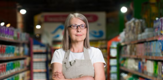 SE REQUIERE AUXILIAR DE TIENDA DE MEDIO TIEMPO PARA ATENCIÓN AL CLIENTE