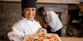 SE REQUIERE PIZZEROS PARA PREPARACIÓN DE MASA Y CONTROL DE CALIDAD DE PRODUCTOS