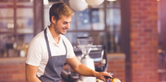 SE REQUIERE TRABAJADOR DE CAFETERÍA PARA PREPARACIÓN DE SÁNDWICHES Y BEBIDAS