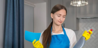 SE SOLICITA PERSONAL DE LIMPIEZA PARA ASEO DE APARTAMENTOS Y CASAS (JORNADA COMPLETA)