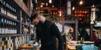 SE SOLICITA PERSONAL DE LIMPIEZA PARA RESTAURANTE (JORNADA COMPLETA)