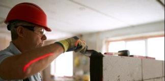 SE SOLICITA ALBAÑIL PARA LABORES DE REMODELACIÓN EN EDIFICIOS