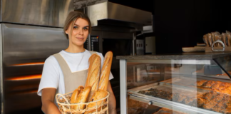 SE SOLICITA AUXILIAR DE PANADERÍA PARA PREPARACIÓN Y CONTROL DE PEDIDOS