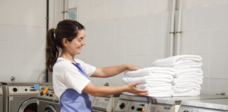 SE SOLICITA AUXILIAR DE LAVANDERÍA PARA SECADO DE TOALLAS Y ROPA EN GENERAL