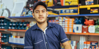 SE REQUIERE DEPENDIENTE/A DE TIENDA PARA ORDEN Y REPOSICIÓN DE PRODUCTOS