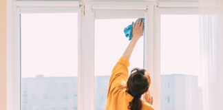 SE REQUIERE AYUDANTE DE LIMPIEZA PARA ASEO DE VENTANAS Y MUEBLES