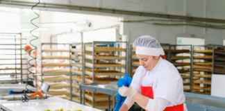 SE REQUIERE AUXILIAR DE PRODUCCIÓN PARA MEZCLA Y PREPARACIÓN DE PRODUCTOS DE PANADERÍA