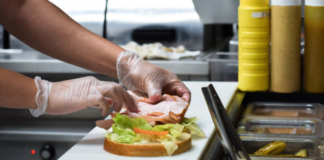 SE REQUIERE PERSONAL PARA PREPARAR SÁNDWICHES (HORARIO FLEXIBLE)