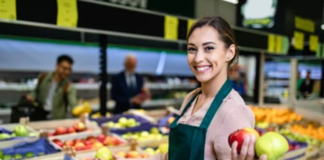 SE REQUIERE ASISTENTE DE MOSTRADOR DE FRUTAS Y VERDURAS