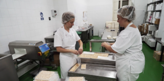 SE SOLICITA OPERARIO DE PRODUCCIÓN PARA ENVASADO Y ETIQUETADO DE TURRÓN