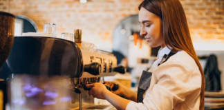 SE SOLICITA TRABAJADOR DE CAFETERÍA PARA ATENCIÓN EN MOSTRADOR (CON O SIN EXPERIENCIA)