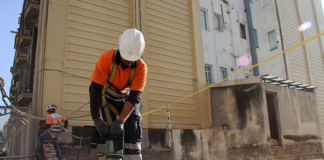 SE NECESITA TRABAJADOR DE CONSTRUCCIÓN PARA AYUDAR EN LA DEMOLICIÓN DE EDIFICIOS