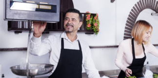 SE SOLICITA ASISTENTE DE PESCADERÍA CON O SIN EXPERIENCIA PARA JORNADA COMPLETA