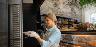 SE SOLICITA DEPENDIENTE DE PANADERÍA PARA HORNEO DE PRODUCTOS (FINES DE SEMANA)