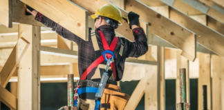 SE SOLICITA TRABAJADOR DE CONSTRUCCIÓN PARA MONTAJE DE ESTRUCTURAS