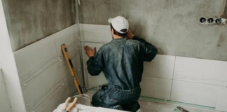 SE SOLICITA INSTALADOR DE AZULEJOS PARA TIEMPO COMPLETO Y MEDIO TIEMPO