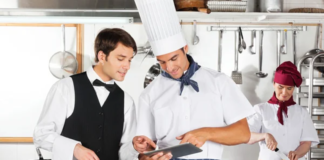 SE SOLICITA CAMARERO Y AYUDANTE DE COCINA PARA RESTAURANTE (FINES DE SEMANA)