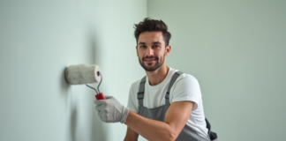 SE SOLICITA PINTOR PARA COMPLEJOS DE APARTAMENTOS (JORNADA COMPLETA)