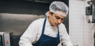 SE BUSCA LAVAPLATOS PARA ASEO GENERAL DE CUBIERTOS, NO SE REQUIERE EXPERIENCIA