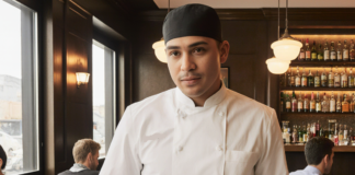 SE SOLICITA MOZO EVENTUAL PARA TURNOS ROTATIVOS EN RESTAURANTE