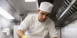 SE NECESITA LAVAPLATOS PARA ASEO Y DESINFECCIÓN GENERAL DE COCINA, NO SE REQUIERE EXPERIENCIA