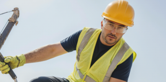 SE SOLICITA TRABAJADOR DE CONSTRUCCIÓN GENERAL PARA DESMONTAJE DE ENCOFRADOS DE HORMIGÓN