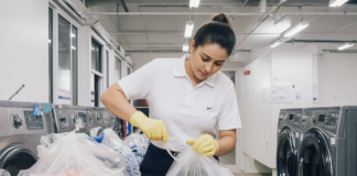 SE REQUIERE AUXILIAR DE LAVANDERÍA Y CONDUCTOR DE REPARTO PARA EMPAQUE Y ENTREGA DE PEDIDOS (MEDIO TIEMPO)