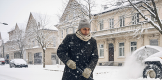 SE BUSCA TRABAJADOR PARA REMOCIÓN DE NIEVE EN SUPERFICIES EXTERIORES (TIEMPO PARCIAL)