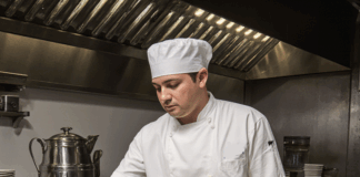 SE BUSCA LAVAPLATOS PARA DESINFECCIÓN DE OLLAS, SARTENES Y ARTÍCULOS GENERALES DE COCINA