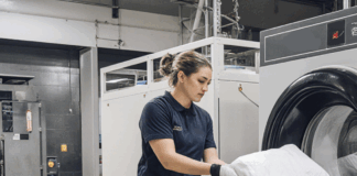 SE BUSCA OPERARIO DE LAVANDERÍA INDUSTRIAL PARA CARGA, DESCARGA Y ENTREGA DE PEDIDOS