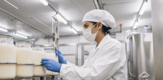 SE BUSCA OPERARIO DE PRODUCCIÓN PARA EL ENVASADO DE YOGUR EN FÁBRICA