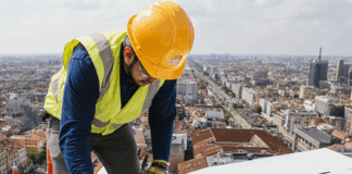 SE BUSCA TRABAJADOR DE CONSTRUCCIÓN PARA INSTALACIÓN DE TECHOS COMERCIALES (CON O SIN EXPERIENCIA)