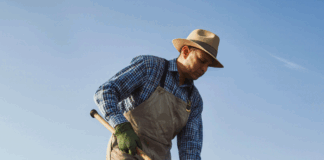 SE BUSCA TRABAJADOR DE CAMPO PARA LABORES DE MANTENIMIENTO Y CUIDADO GENERAL