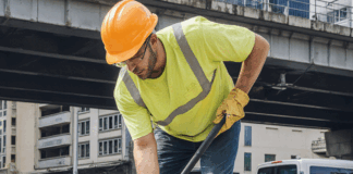 SE SOLICITA TRABAJADOR DE CONSTRUCCIÓN PARA LABORES GENERALES CON CONCRETO EN SUPERFICIES EXTERIORES