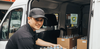 SE NECESITA AYUDANTE DE CHOFER PARA CARGA Y DESCARGA DE PRODUCTOS (LUNES A VIERNES)
