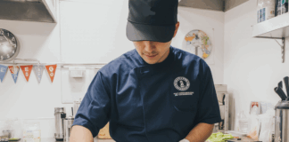 SE NECESITA LAVAPLATOS PARA TAREAS BÁSICAS EN RESTAURANTE (TURNO VESPERTINO)